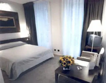 Le Monna Lisa By Inwood 4* Париж