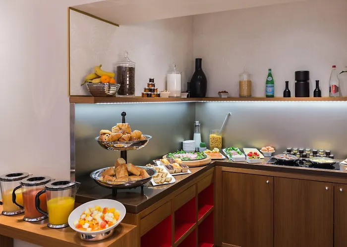 Le Monna Lisa By Inwood