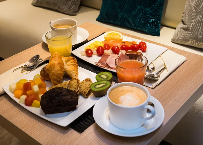 Hotell Le Monna Lisa By Inwood 4*