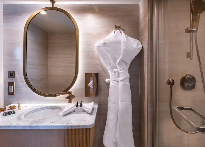 Le Monna Lisa By Inwood Hotell 4*